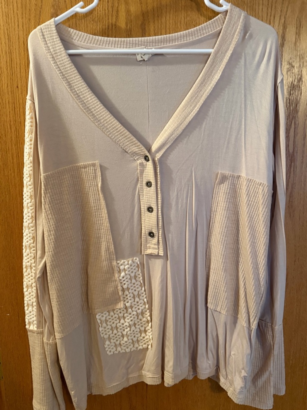 POL light beige long sleeve top